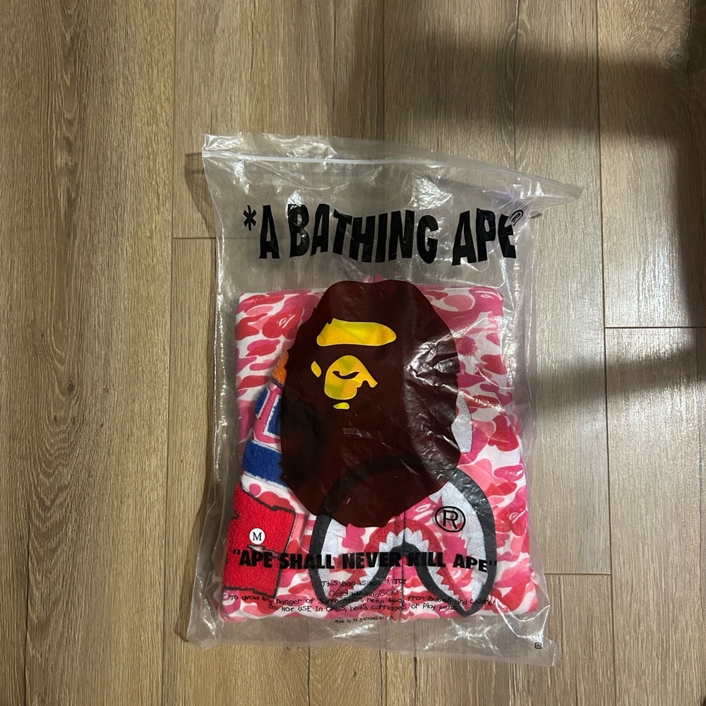 A Bathing Ape Pink Camo Graphic Tee (M)